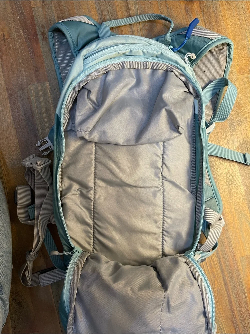Camelbak Light Green Hydration Backpack with Blue Reservoir